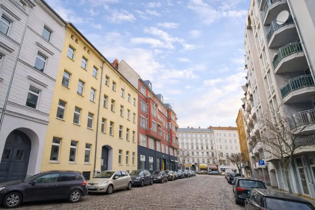 Straßenansicht